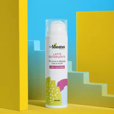 Latte detergente